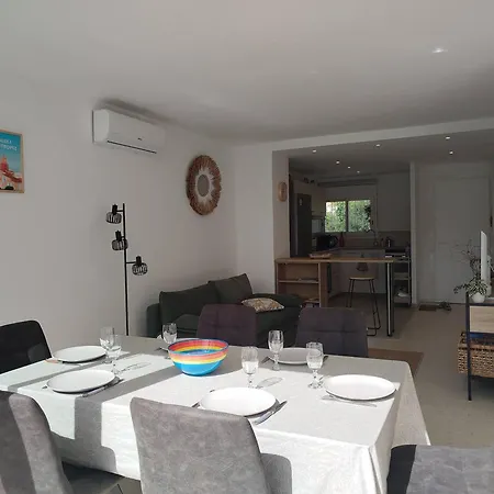 Confortable T2, Clim, Parking - 4 Pers. - Fr-1-816-43